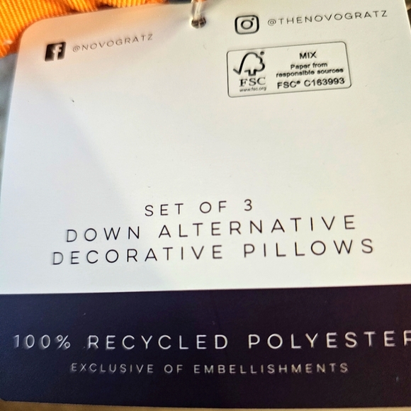 Novogratz Halloween Set of 3 Family Ghost Pillows - Picture 4 of 6